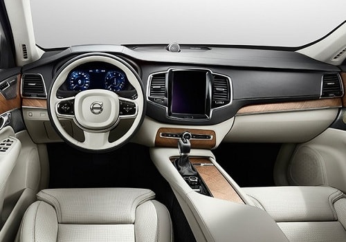 salon-volvo-xc90-2016-goda