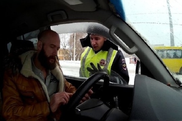 Общение с иеспектором ГИБДД