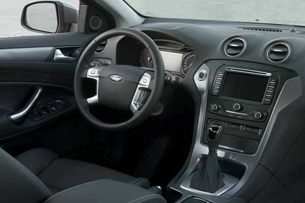 Салон Ford Mondeo 4 поколения