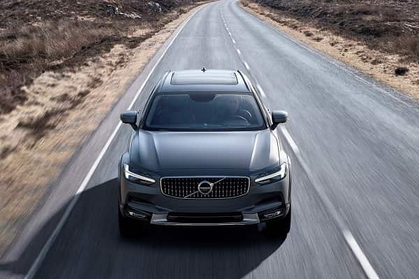 Универсал Volvo V90 Cross Country