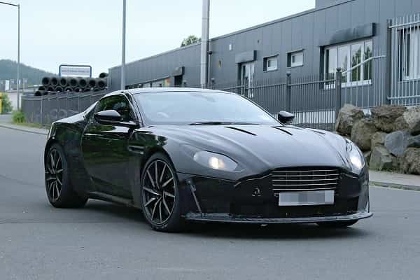 Aston Martin Vantage 2018 года