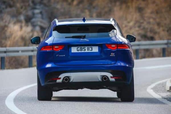 Обновленный Jaguar F-Pace
