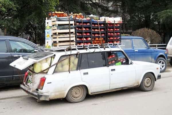 Перегруженный автомобиль
