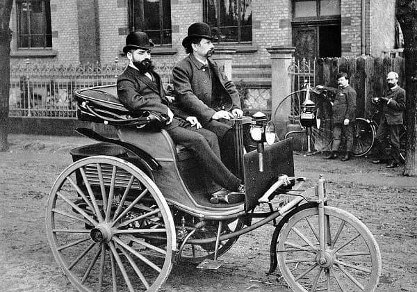 benz_motorwagen-min
