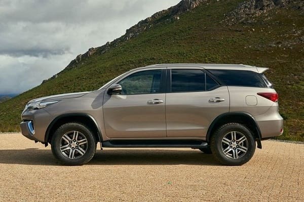 Toyota-Fortuner 2019 года