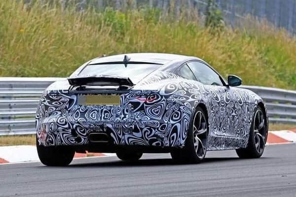 Jaguar F-Type 2020 года