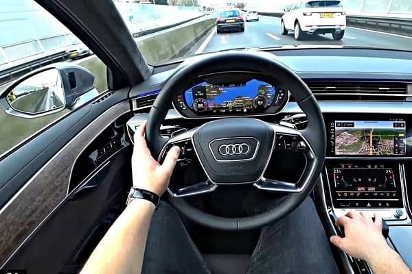 Сало Audi A8 2019 года