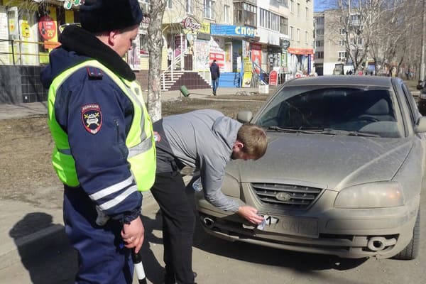 Грязный нечитаемый номер
