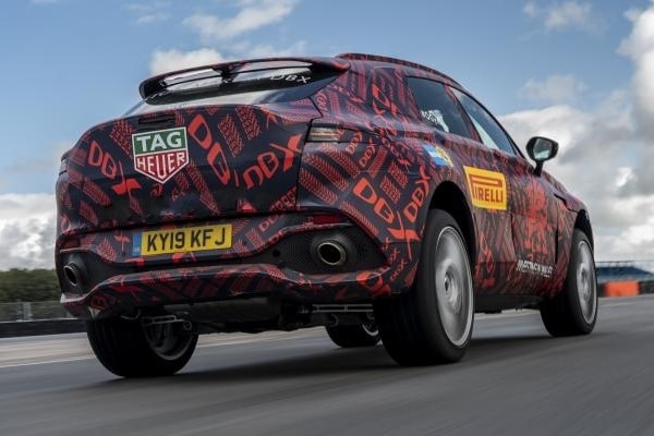Aston Martin DBX