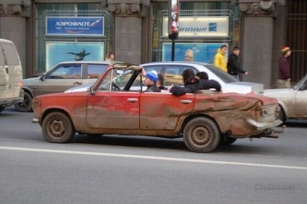 Автохлам на дороге
