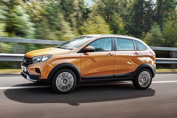 Хэтчбек LADA XRAY Cross с вариатором
