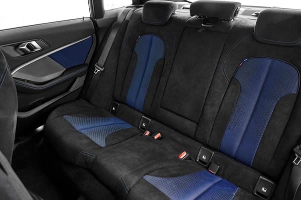 Задний ряд BMW 2 Series Gran Coupe