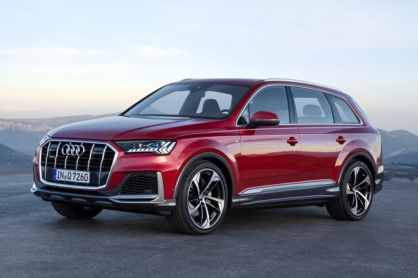 Audi Q7 2020 года