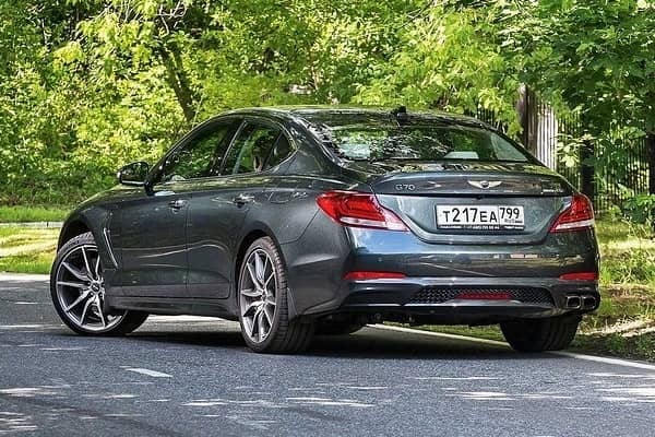 Genesis G70 2020 года