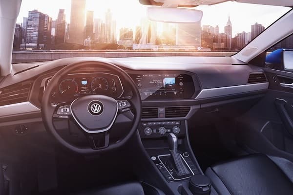 Салон Volkswagen Jetta 2020 года