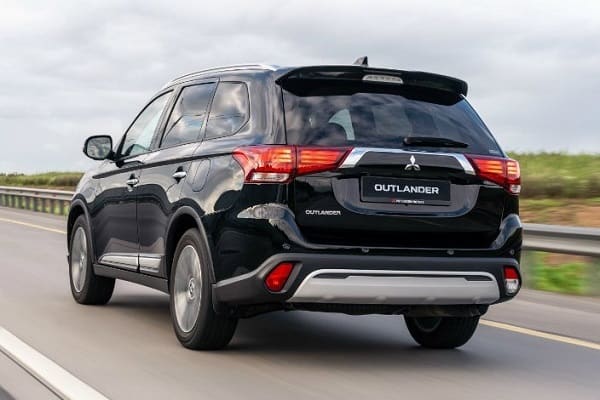 Mitsubishi Outlander Black Edition