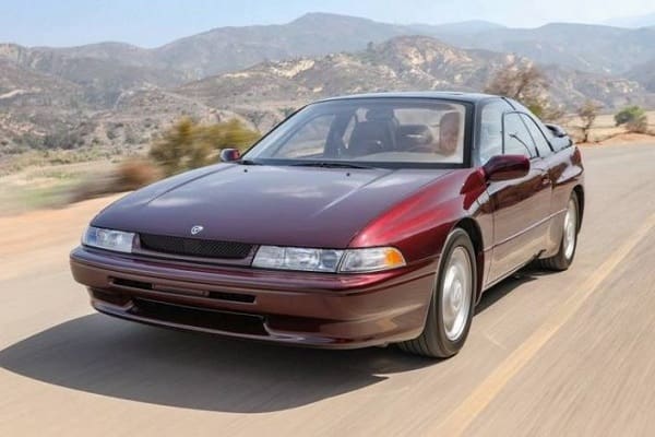 Subaru SVX 1992 года