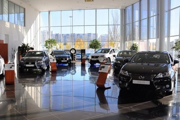 Автомобили на российском рынке в 2021 году